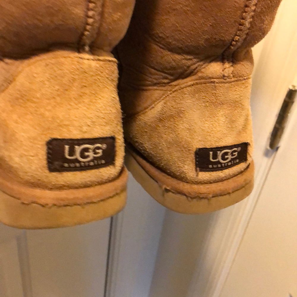 Ugg Boots - image 7